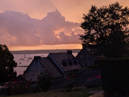 PXL 20240711 200438826