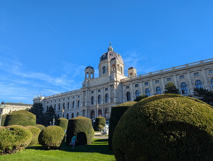 PXL 20251029 121116874